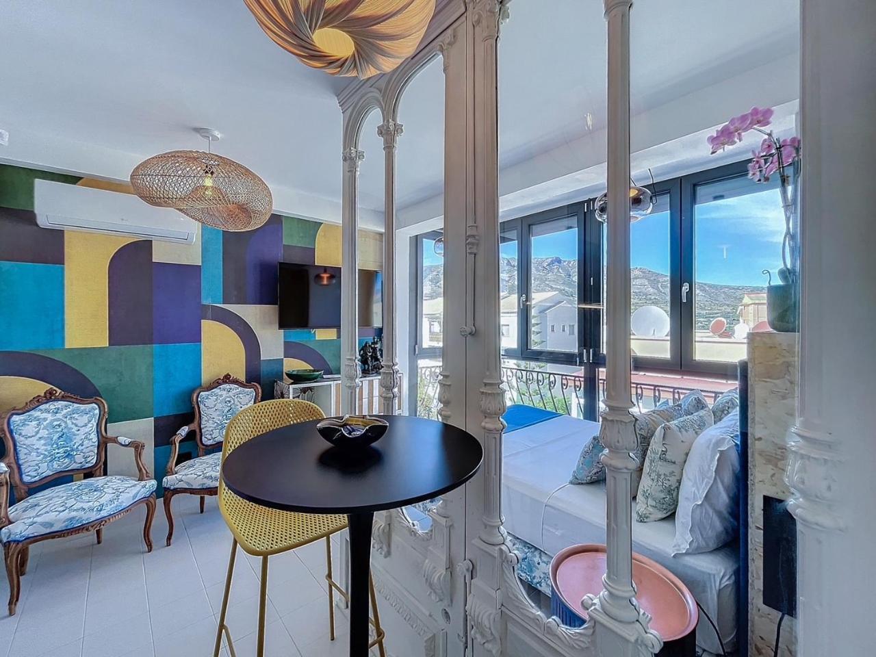 Regency Luxe Studio ตอร์เรโมลิโนส ภายนอก รูปภาพ