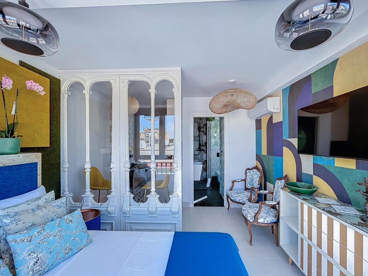 Regency Luxe Studio ตอร์เรโมลิโนส ภายนอก รูปภาพ